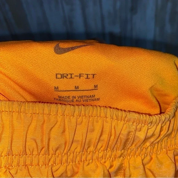 Nike Vivid Orange Tempo Shorts - Picture 5 of 5